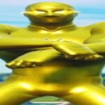 復活の全身金タイツ